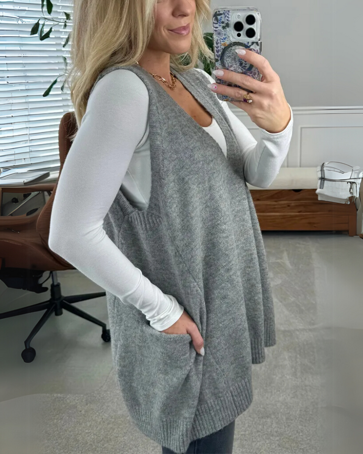 Joeline - Cozy Knit Vest